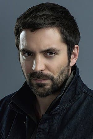 Portrait de Rhys Coiro