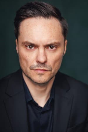 Portrait de Oliver Mason