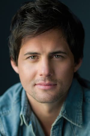 Portrait de Kristoffer Polaha