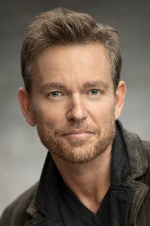 Portrait de Jonathan Scarfe